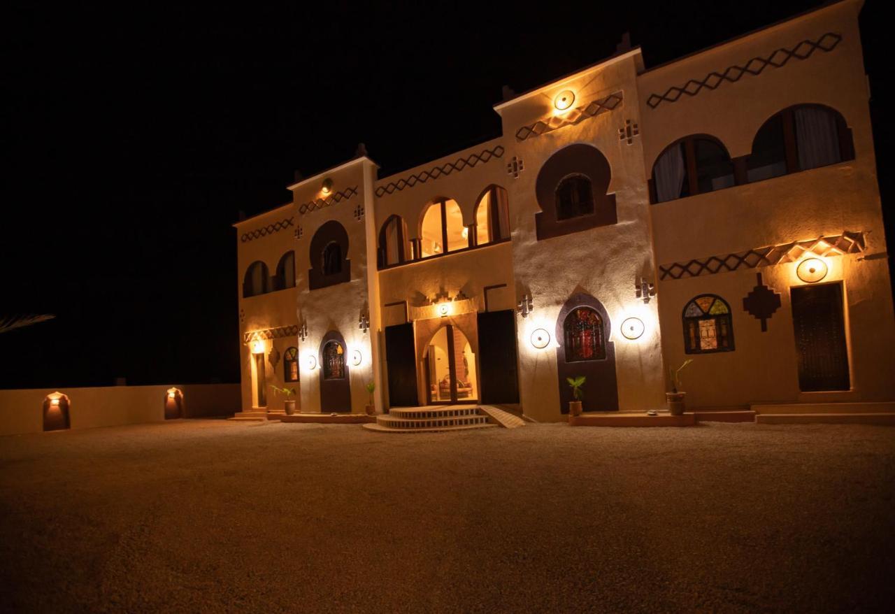 Traditional Riad Merzouga Dunes Extérieur photo