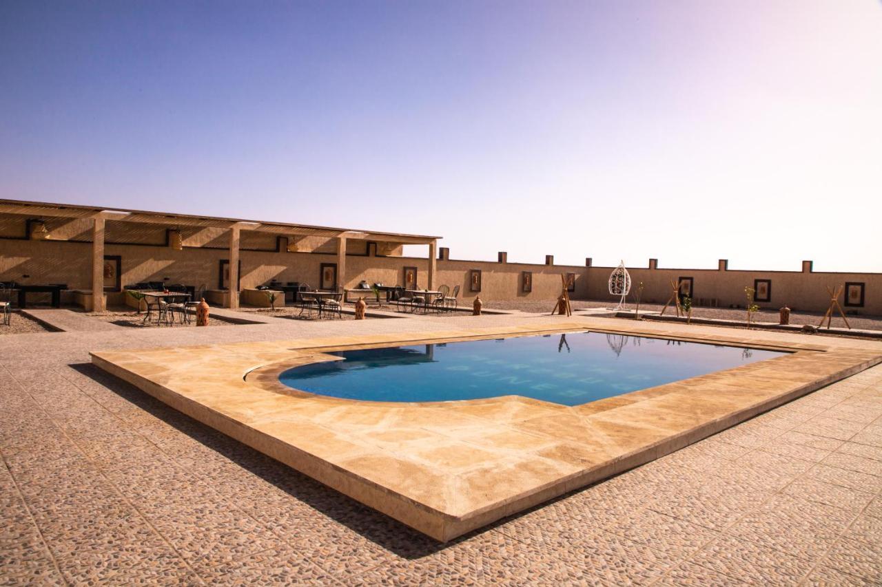 Traditional Riad Merzouga Dunes Extérieur photo