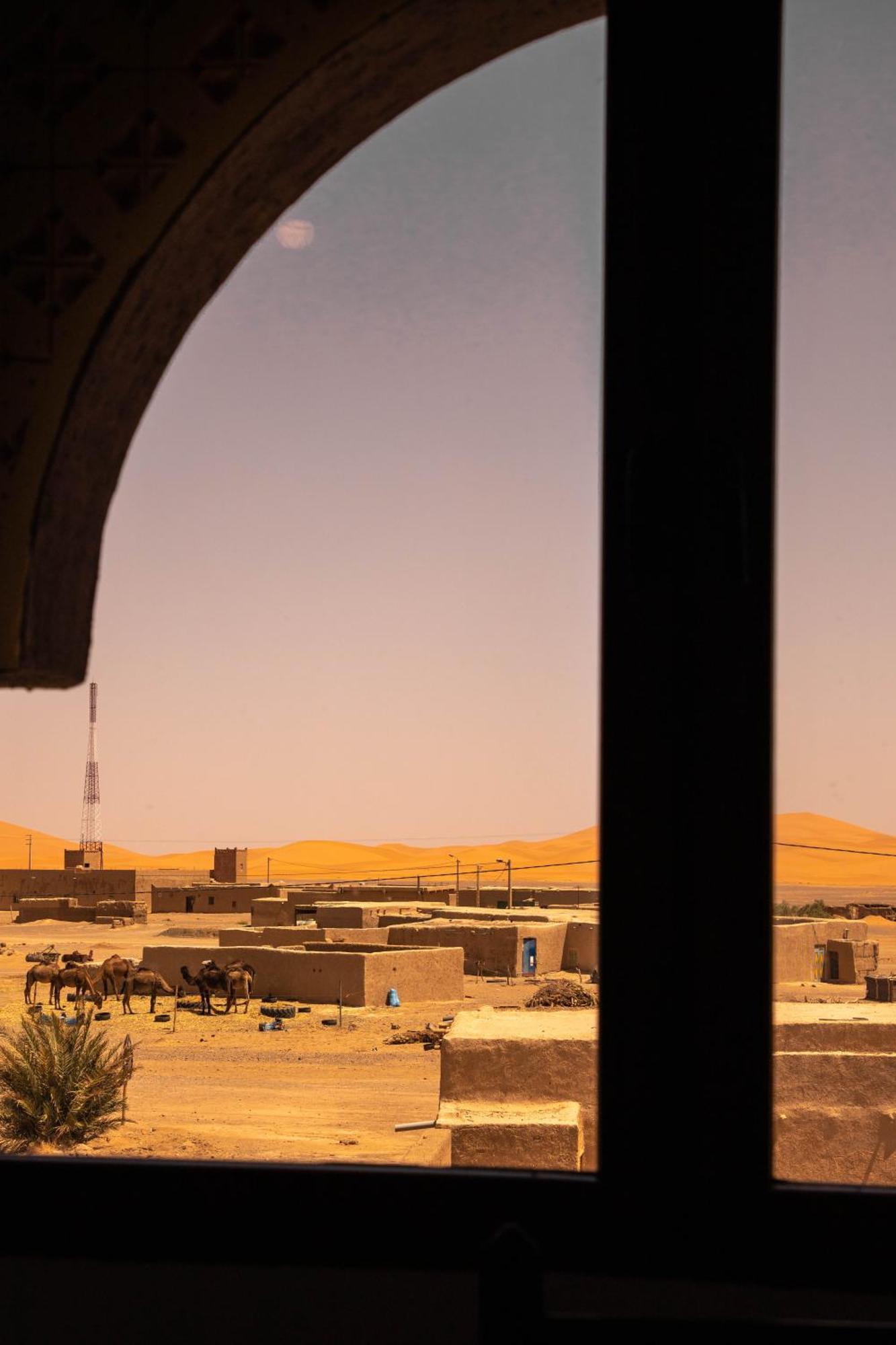Traditional Riad Merzouga Dunes Extérieur photo